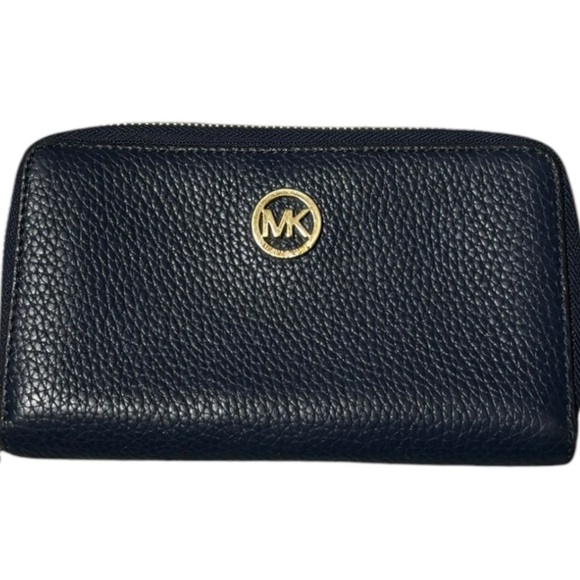 Michael Kors Navy Blue Leather Zip Around Wallet Rectangular Wristlet - Picture 11 of 13
